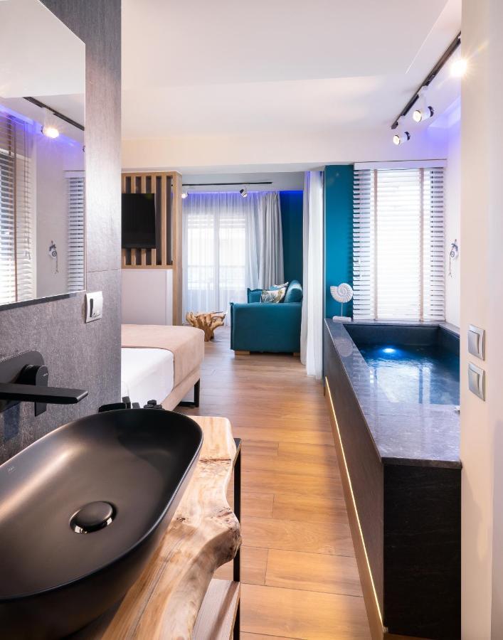 Sks Luxury Suites & Rooms Paralía 외부 사진
